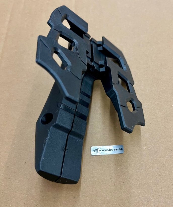 Front small stock for crossbows