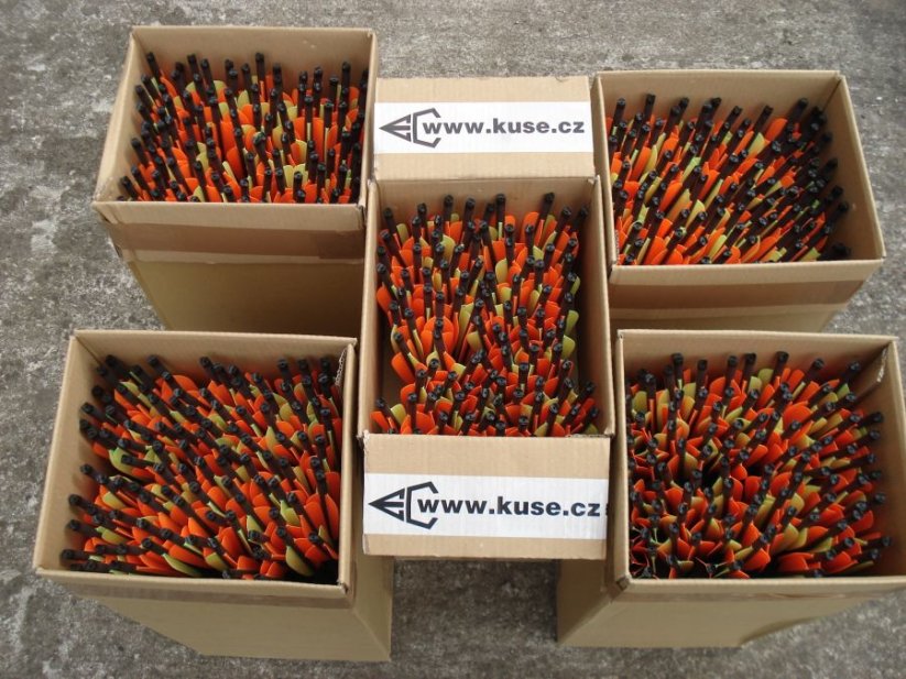 Šípy carbon arrows 22", 10ks, materiál - 100% carbonové vlákno