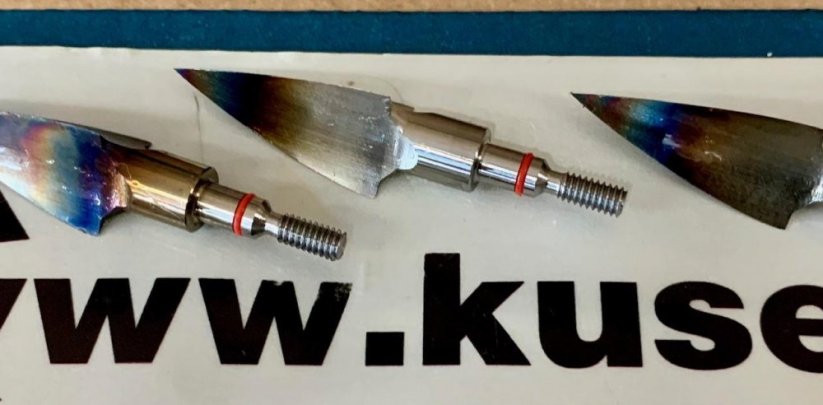 Headshot one piece blade broadhead, 3pc