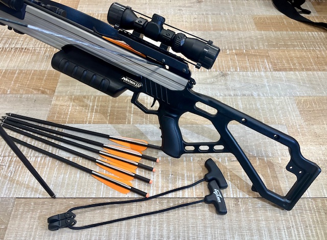 Excalibur Matrix 330 Black crossbow in set