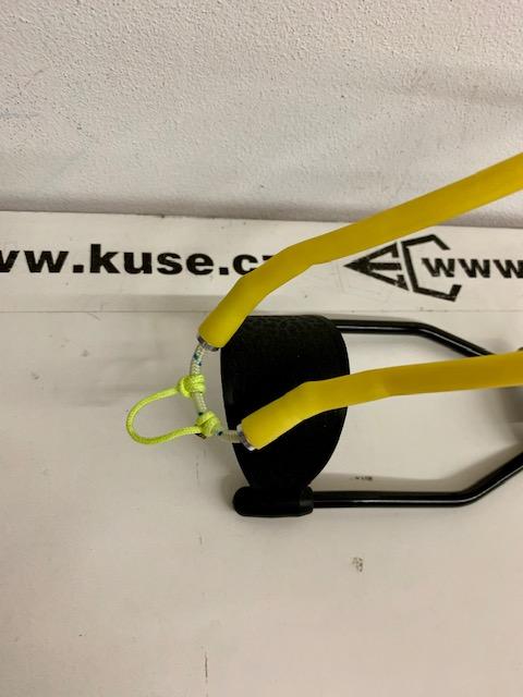 Arrow slingshot