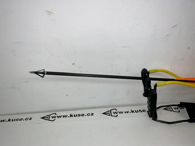 Arrow slingshot
