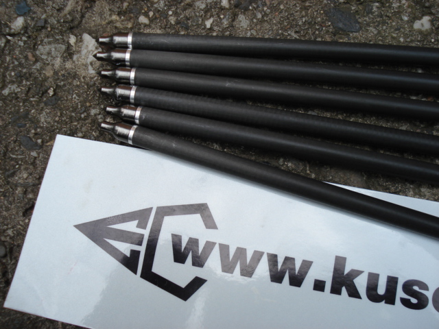 Šípy carbon arrows 22", 10ks, materiál - 100% carbonové vlákno